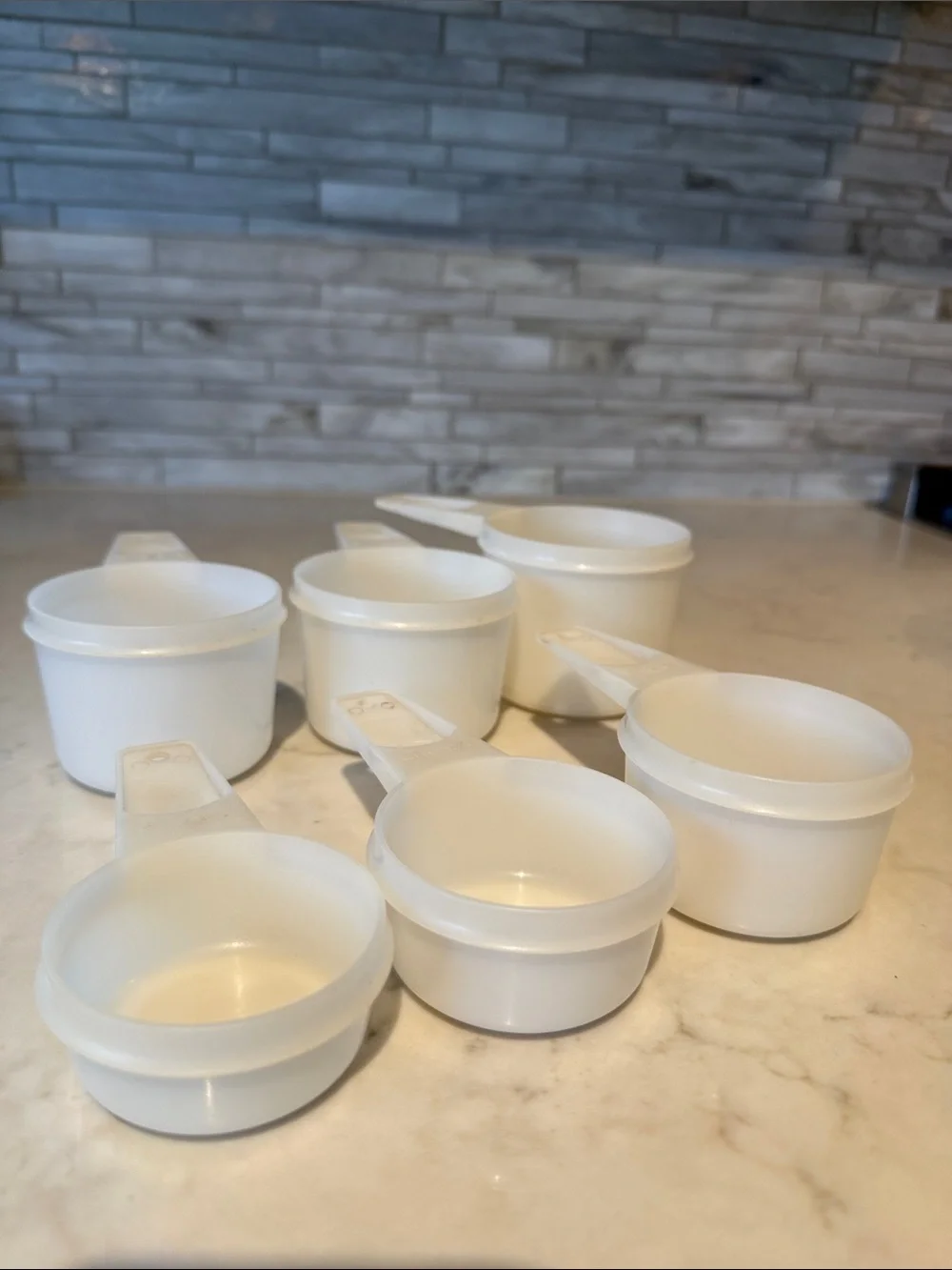 Vintage Tupperware Measuring Cup with Measuring Spoons & Cups - Picture 7 of 8